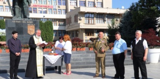 Domnitorul Ștefan cel Mare, comemorat la statuia din Centrul Civic al municipiului Vaslui