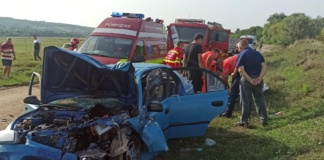 Accident grav în comuna Iana! Șapte victime, dintre care doi copii transportați cu elicopterul SMURD la Iași!