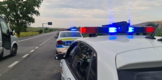 Mai „bine” nici că se putea: beat și fără carnet pe un moped neînregistrat