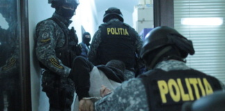 Un bârlădean acuzat de pornografie infantilă: șantaja două minore din județul Neamț