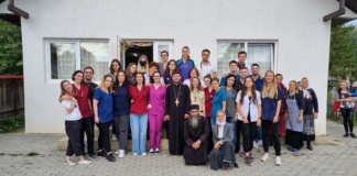 Consultații medicale gratuite oferite de Episcopia Hușilor pentru 140 de adulți și copii din Oșești