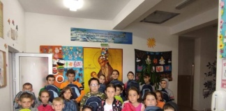 Copiii din centrele de zi Ghermănești, Fălciu și Boțești au primit ghiozdane cu rechizite