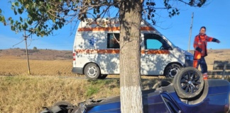 Accident cu patru victime la Codăiești. Călătorii se întorceau de la pelerinajul din Iași