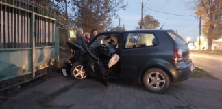 Accident în apropierea unei benzinării la Negrești, două victime