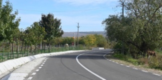 Asfaltarea drumului dintre Ciocani și Coroiești, finalizată