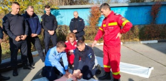 Jandarmii vasluieni au fost instruiți de paramedici pentru acordarea primului ajutor