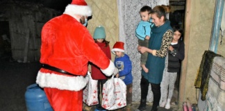 Episcopia Hușilor a demarat ediția 2022 a caravanei „Dar de Crăciun”