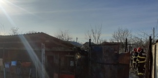 Adăpost de animale cuprins de flăcări la Bârlad