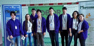 Echipele de robotică de la trei licee din Bârlad, unul din Vaslui și unul din Huși, înscrise la concursul FIRST Tech Challenge Romania