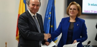 Centrul Județean de Excelență Vaslui, acord de colaborare cu Universitatea „Alexandru Ioan Cuza” Iași