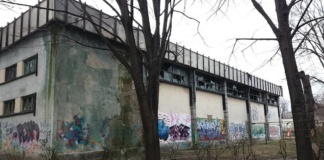 Modernizarea Sălii Sporturilor din Bârlad, pe cale să înceapă. Va putea fi dusă la capăt?