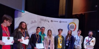 Patru vasluieni și un bârlădean, printre cei mai buni din țară la Informatică