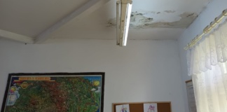Târg educațional pentru repararea acoperișului școlii din Bogdănești