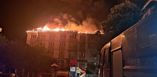 Zece bârlădeni afectați de incendiul din blocul D2, de pe strada Mihai Viteazul, ajutoare de urgență de la Guvern!