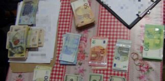 Percheziţii la Poliția Huşi într-un dosar în care angajaţi ai MAI sunt suspectaţi că au primit de la şoferi bani pentru a nu îi sancţiona