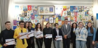Cei mai buni elevi bârlădeni, premiați de Rotary Club Bârlad