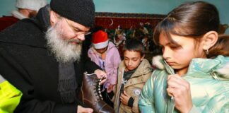 Caravana „Dar de Crăciun”, a Episcopiei Hușilor, va aduce bucurie pentru copii și vârstnici