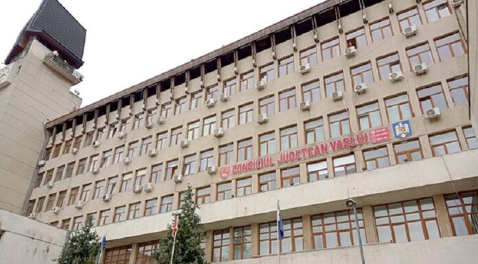 „Cadou” de Ziua Funcționarului Public pentru angajații Consiliului Județean Vaslui