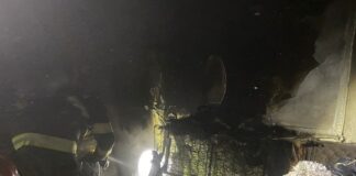 O scară de bloc s-a umplut de fum, locatarii s-au panicat
