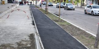 Lucrările la pistele pentru biciclete și trotuarele din Bârlad, pe ultima sută de metri