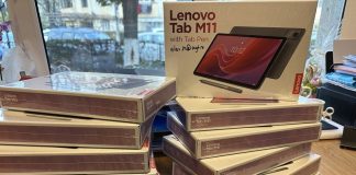 Părinții elevilor Școlii „George Tutoveanu” Bârlad au cumpărat tablete