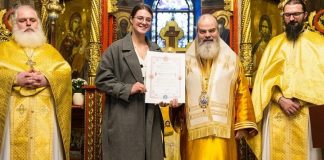 Canotoarea Bianca Ifteni a primit Crucea eparhială „Maria Costache” de la Episcopul Ignatie