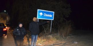Africani în drum spre București, opriți la frontieră, după ce au încercat să intre ilegal în România