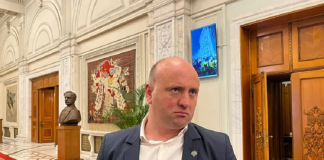 Traseismul revine la Vaslui: Deputatul Andrei-Ionuț Teslariu, demisionar din POT, a trecut la PNL