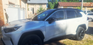Bolid de 200.000 de lei, furat din Cehia, reținut la Albița