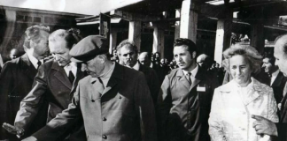 Aproape jumătate dintre români cred că se trăia mai bine în regimul comunist