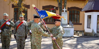 Ceremonie de predare-primire a comenzii la Regimentul 52 Artilerie „General Alexandru Tell” Bârlad
