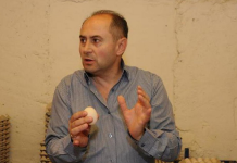 „Nu sunt un găinar de la Vaslui!”, spune afaceristul Fănel Bogos, arătând că s-a întâlnit cu Bolojan pentru a-i explica problemele sale