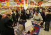 Vineri, ziua în care românii cumpără cel mai mult