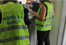Munca la negru nu intră în șomaj: Inspectorii de muncă au descoperit 11 persoane fără cărți de muncă
