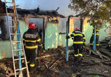 Pompierii au scos o butelie dintr-o casa cuprinsă de flăcări, la Pogonești