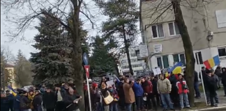 Proteste împotriva majorării taxelor și impozitelor locale, la Vaslui, Bârlad și Negrești