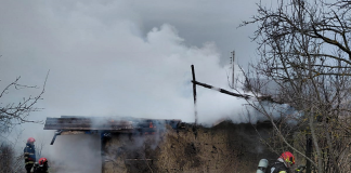 Casa din Ibănești, distrusă de un incendiu violent. Pompierii transmit recomandări pentru prevenție