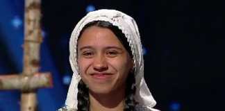Simona Beșleagă, din Gârceni, Premiul special pentru originalitate și repertoriu arhaic la Festivalul-concurs „Florile Ceahlăului”