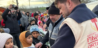Episcopia Hușilor a demarat campania umanitară „De Paști aducem împreună Lumină în suflete”