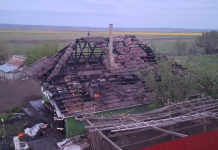 O casă a fost cuprinsă de flăcări după ce furtunul unei butelii s-a rupt
