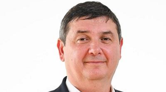 Joaca de-a viceprimarul, la Vaslui! Liberalul Daniel Bulumac, reinstalat pe funcție de PSD