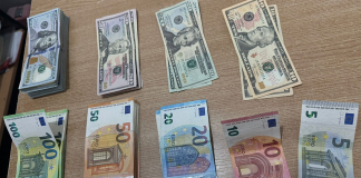 Turc depistat la Albița cu mii de euro și dolari nedeclarați