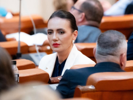 Scandal în Camera Deputaților. „Ceata lui Pițigoi” sau „Lupta pentru ciolan”, descrie deputata AUR Laura Gherasim situația