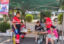 Zeci de vasluienii, bârlădeni și Hușenii au beneficiat de consultații medicale, cu ocazia zilei Serviciului de Ambulanță