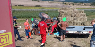 Tragedie la Bunești Averești: un fermier a decedat pe câmă într-un cumplit accident, prins între tractor și remorcă