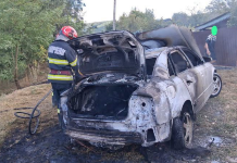 Un autoturism s-a făcut scrum la Ivănești